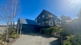 30 St James Avenue