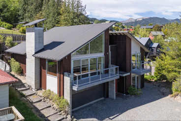 90 Conical Hill Road
