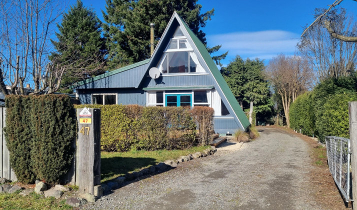 47 Woodbank Road