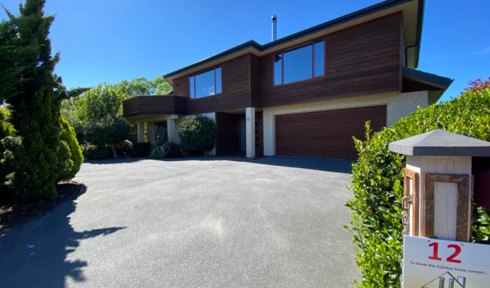 12 Tarndale Place