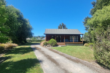 13 Caverhill Close