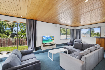 43 Conical Hill Road