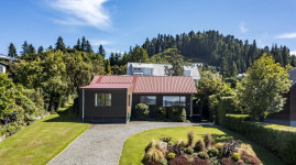 16 Denby Place